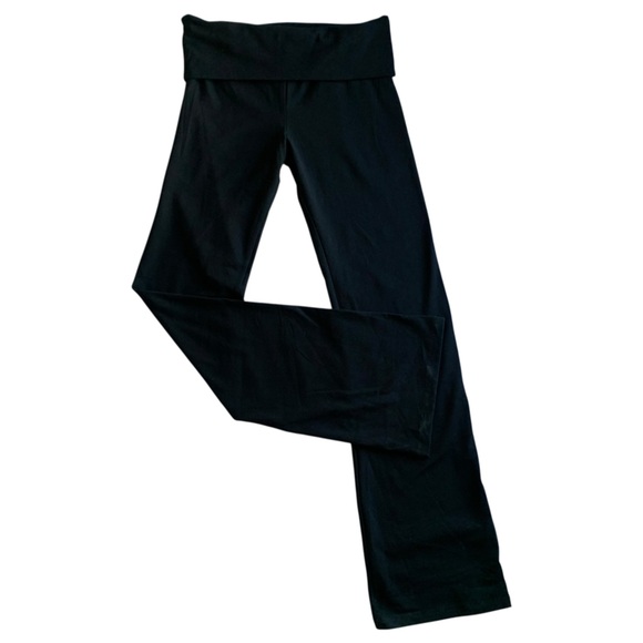 Victoria’s Secret Black Foldover Bootcut Yoga Pants Y2K Style NWT M - Picture 2 of 6